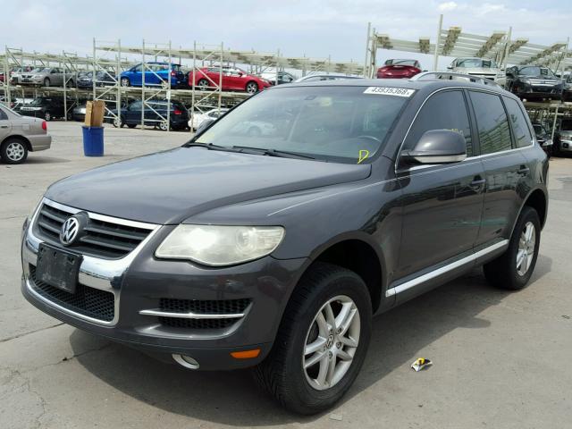 WVGBE77L58D000854 - 2008 VOLKSWAGEN TOUAREG 2 CHARCOAL photo 2