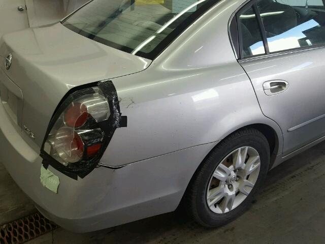 1N4AL11D55C166674 - 2005 NISSAN ALTIMA SILVER photo 9