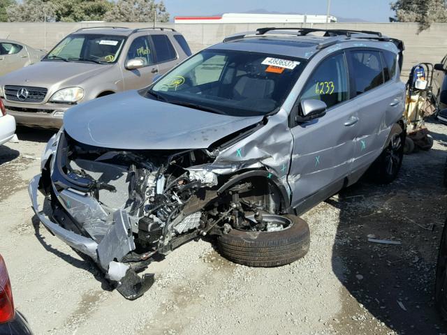 2T3WFREV3HW365328 - 2017 TOYOTA RAV4 XLE SILVER photo 2