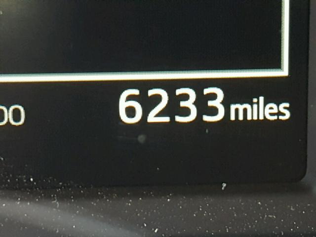 2T3WFREV3HW365328 - 2017 TOYOTA RAV4 XLE SILVER photo 8