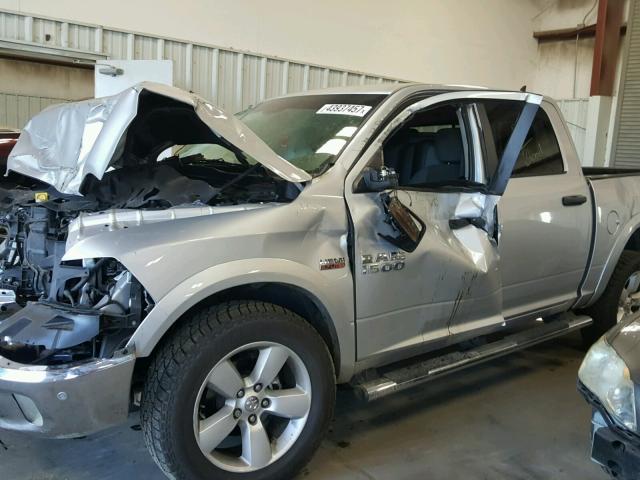 1C6RR7LT5FS513003 - 2015 RAM 1500 SLT SILVER photo 9