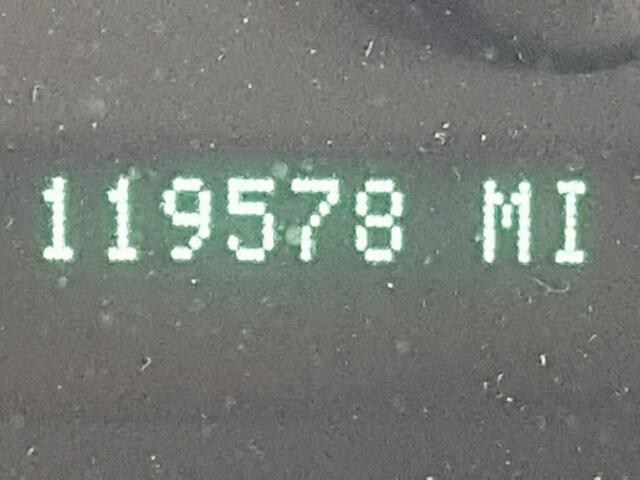 2G4WC582761226761 - 2006 BUICK LACROSSE C SILVER photo 8