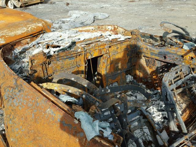 3VWCK21Y13M321678 - 2003 VOLKSWAGEN NEW BEETLE 烧焦的 照片 6