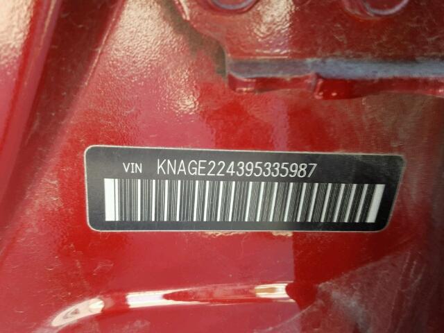 KNAGE224395335987 - 2009 KIA OPTIMA RED photo 10