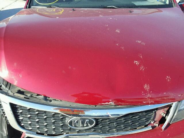 KNAGE224395335987 - 2009 KIA OPTIMA RED photo 7