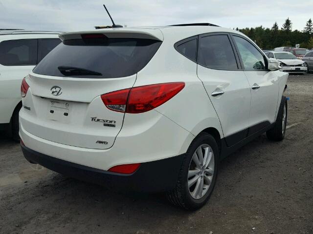 KM8JUCAC6AU105179 - 2010 HYUNDAI TUCSON GLS WHITE photo 4