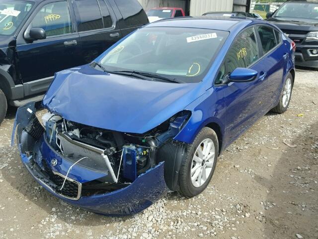 3KPFL4A78HE066111 - 2017 KIA FORTE LX BLUE photo 2