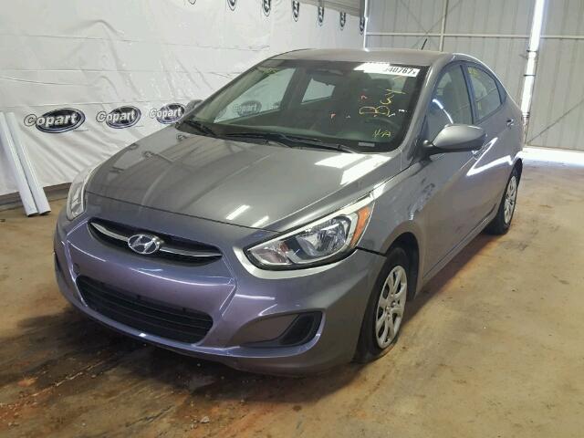 KMHCT4AE9FU860790 - 2015 HYUNDAI ACCENT GRAY photo 2