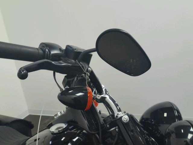 1HD1JS917GB023314 - 2016 HARLEY-DAVIDSON FLSS BLACK photo 19