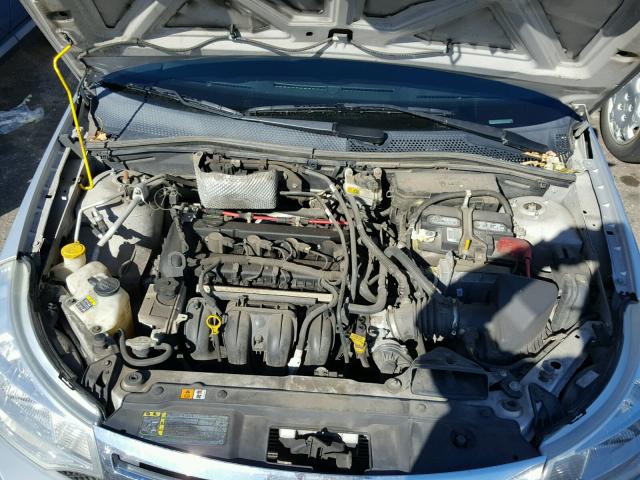 1FAHP35N48W272070 - 2008 FORD FOCUS GRAY photo 7