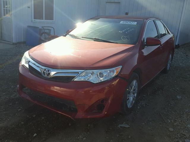 4T1BF1FK9DU666578 - 2013 TOYOTA CAMRY L RED photo 2