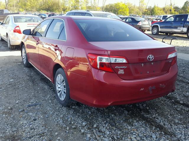 4T1BF1FK9DU666578 - 2013 TOYOTA CAMRY L RED photo 3