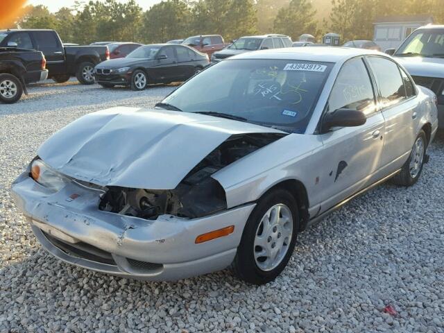 1G8ZK54782Z133099 - 2002 SATURN SL2 SILVER photo 2