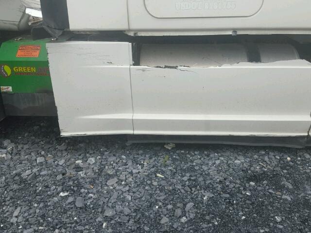 3AKJGLD59FSGH2312 - 2015 FREIGHTLINER CASCADIA 1 WHITE photo 9