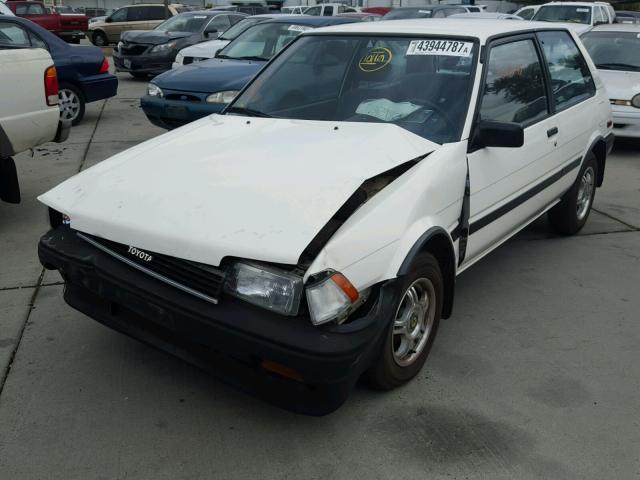 1NXAE82G4HZ430323 - 1987 TOYOTA COROLLA FX WHITE photo 2