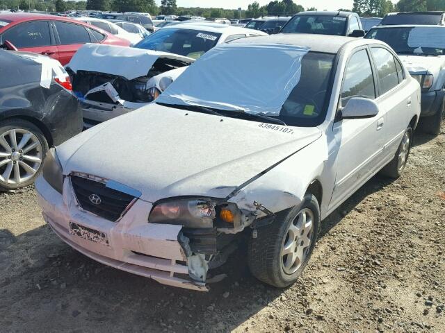 KMHDN46D04U843954 - 2004 HYUNDAI ELANTRA WHITE photo 2