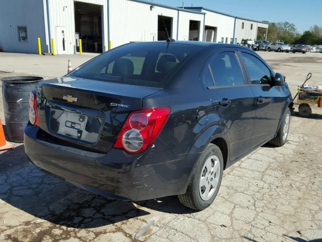 1G1JA5SH8E4235823 - 2014 CHEVROLET SONIC LS BLACK photo 4