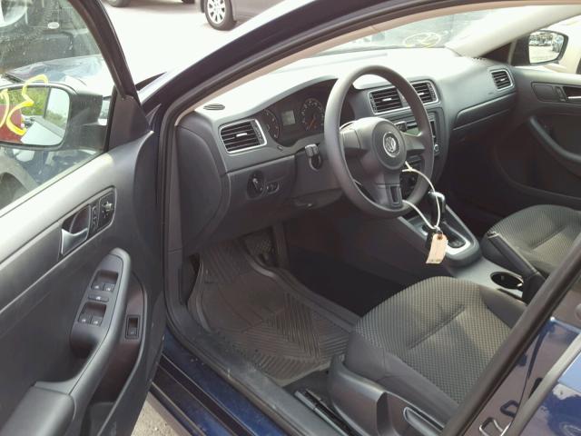 3VW2K7AJXEM313982 - 2014 VOLKSWAGEN JETTA BASE Կապույտ լուսանկար 9