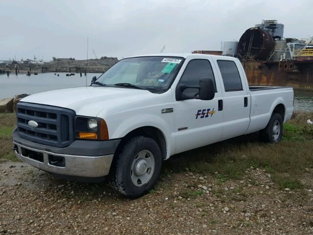 1FTWW30P863014918 - 2006 FORD F350 SUPER WHITE photo 2