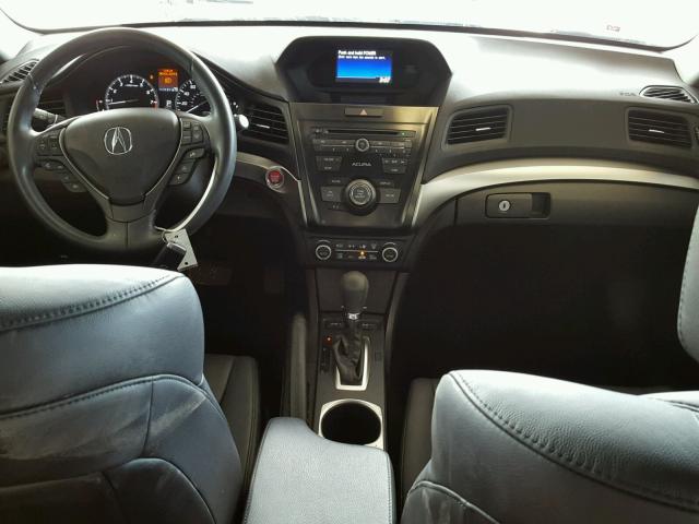 19UDE2F39HA010551 - 2017 ACURA ILX BASE გრაფიტი ფოტო 9