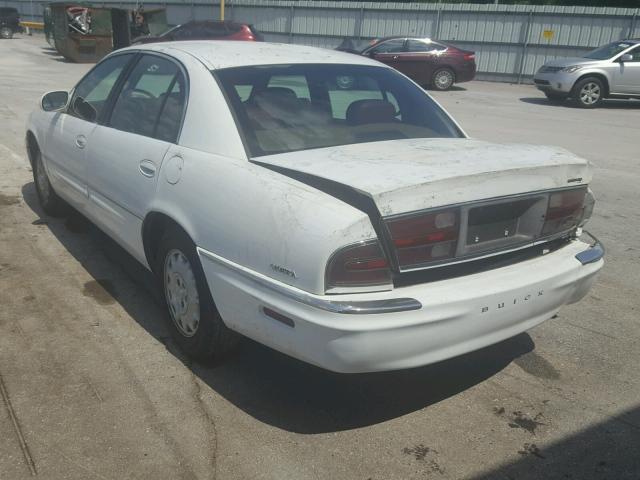 1G4CU5213W4611996 - 1998 BUICK PARK AVENU WHITE photo 3