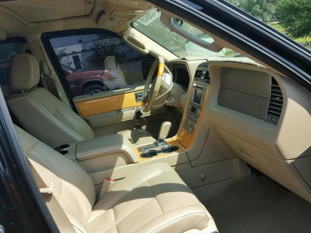 5LMFU285X8LJ01821 - 2008 LINCOLN NAVIGATOR 黑色 照片 5