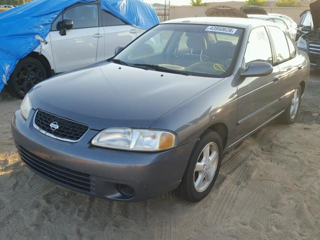 3N1CB51D5YL342132 - 2000 NISSAN SENTRA BAS GRAY photo 2