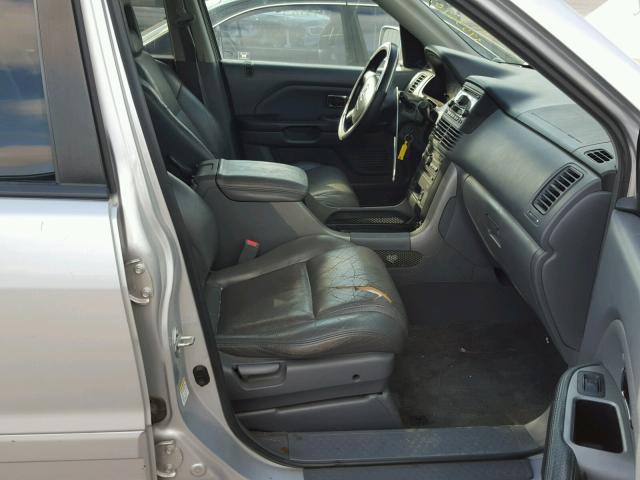 2HKYF18614H505425 - 2004 HONDA PILOT SILVER photo 5