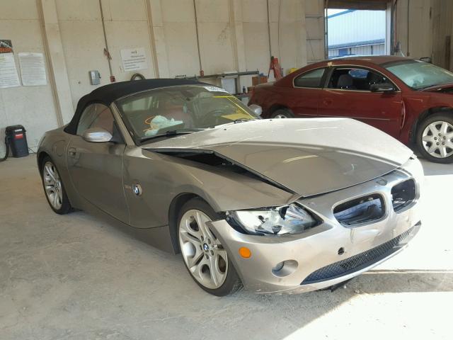 4USBT53525LT27570 - 2005 BMW Z4 3.0 GRAY photo 1