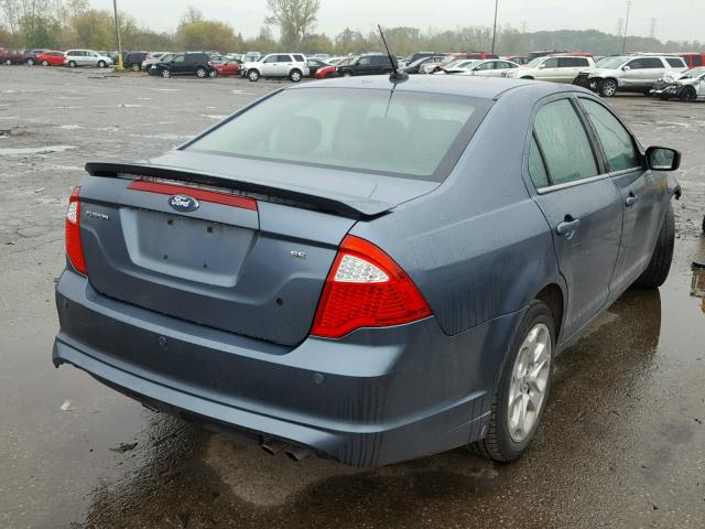 3FAHP0HA9BR205594 - 2011 FORD FUSION SE BLUE photo 4