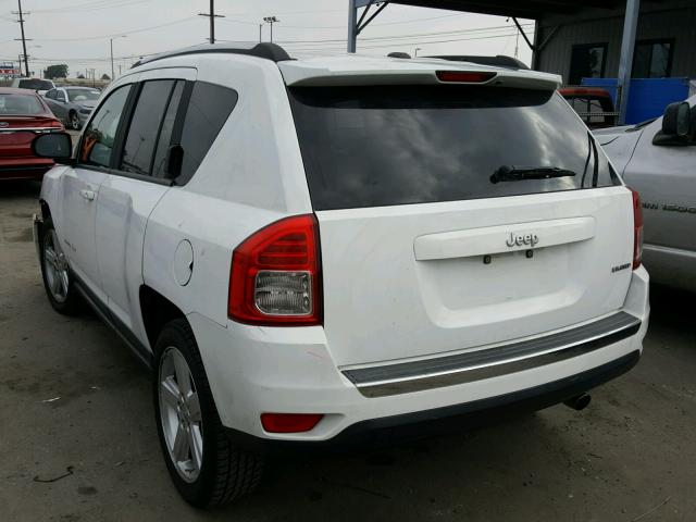 1J4NT5FB3BD213727 - 2011 JEEP COMPASS LI WHITE photo 3