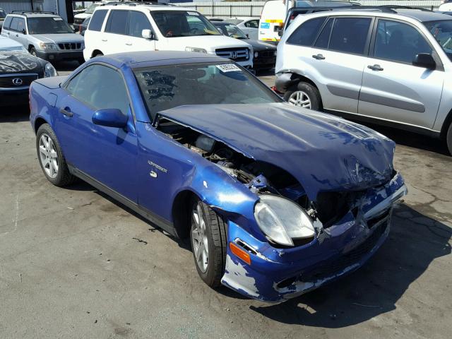 WDBKK47F9YF147851 - 2000 MERCEDES-BENZ SLK 230 KO BLUE photo 1