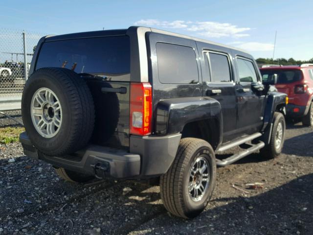 5GTEN13E988185207 - 2008 HUMMER H3 BLACK photo 4