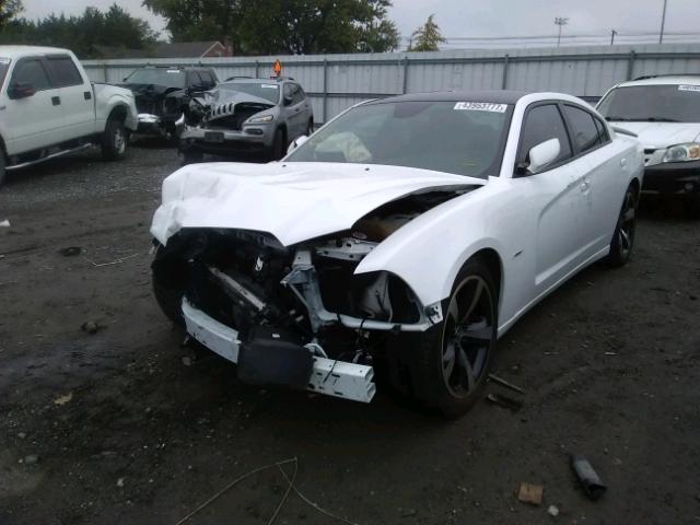 2C3CDXCT4EH368933 - 2014 DODGE CHARGER R/ WHITE photo 2