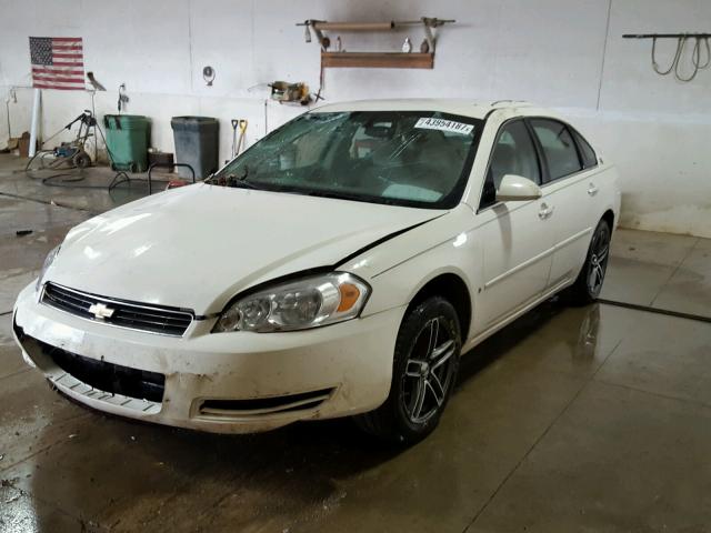 2G1WT58K279209284 - 2007 CHEVROLET IMPALA LT WHITE photo 2