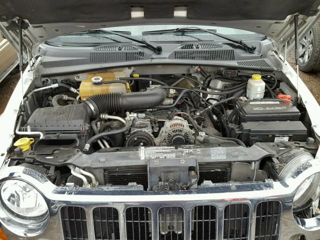 1J4GL58K75W566258 - 2005 JEEP LIBERTY LI SILVER photo 7