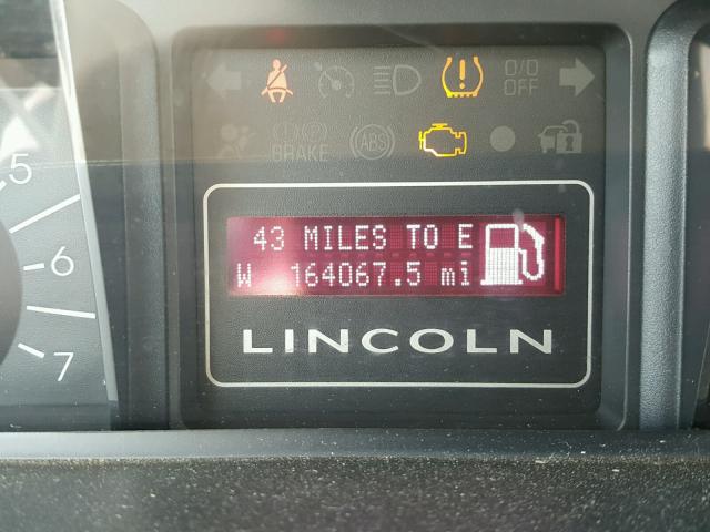 5LMFU27547LJ04312 - 2007 LINCOLN NAVIGATOR Biały zdjęcie 8