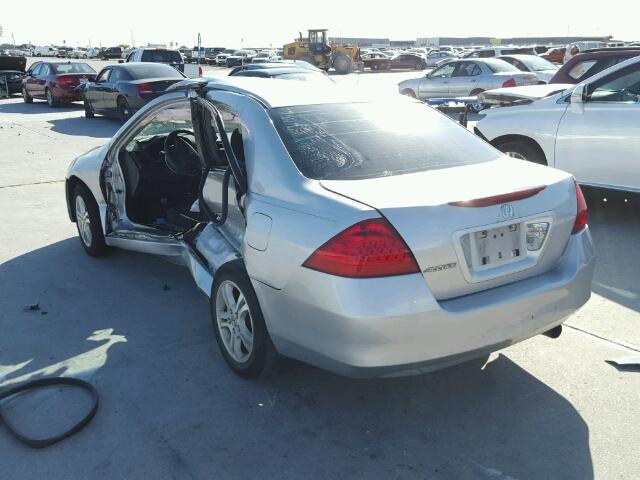 1HGCM56796A027060 - 2006 HONDA ACCORD EX SILVER photo 3