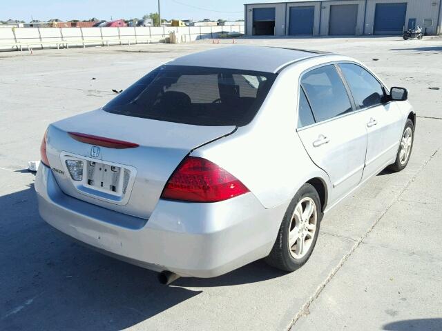 1HGCM56796A027060 - 2006 HONDA ACCORD EX SILVER photo 4