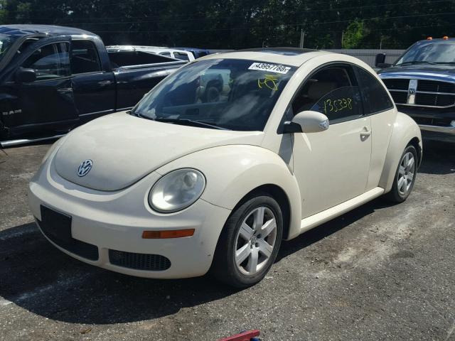 3VWRW31C27M514789 - 2007 VOLKSWAGEN NEW BEETLE Krem foto 2
