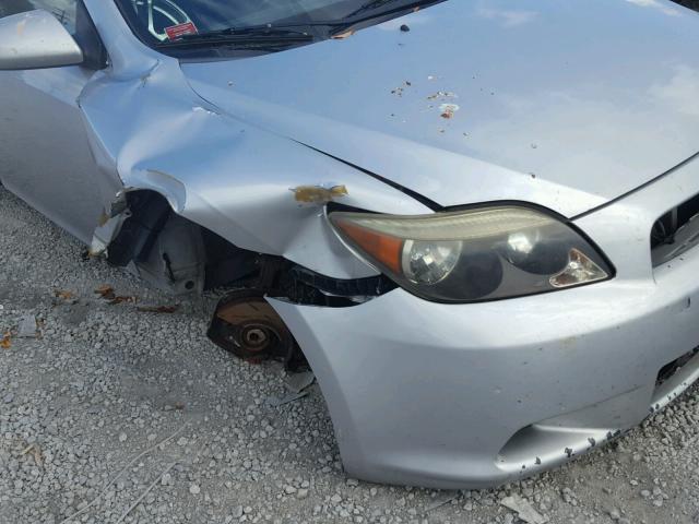 JTKDE177260084738 - 2006 TOYOTA SCION TC 银色 照片 9