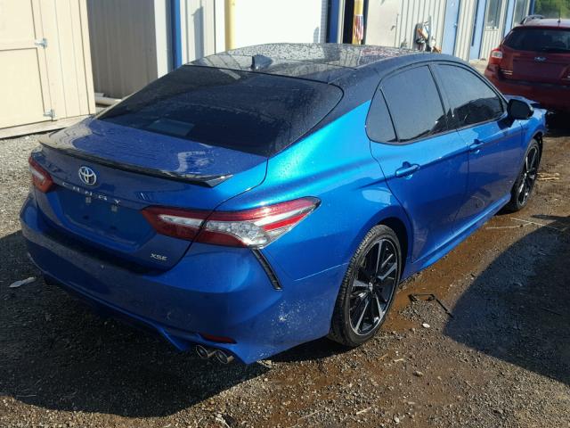 4T1B61HK1JU057588 - 2018 TOYOTA CAMRY XSE BLUE photo 4