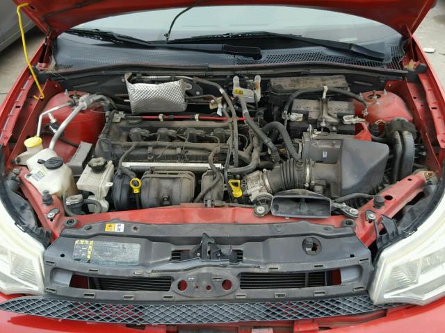 1FAHP35N28W250780 - 2008 FORD FOCUS SE RED photo 7