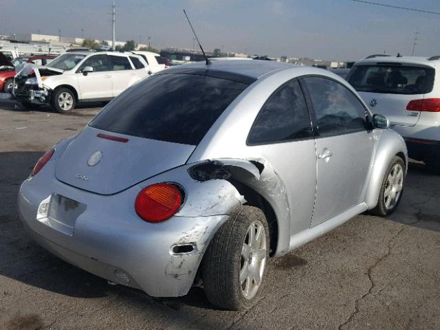 3VWCD21C53M423693 - 2003 VOLKSWAGEN NEW BEETLE SILVER photo 4