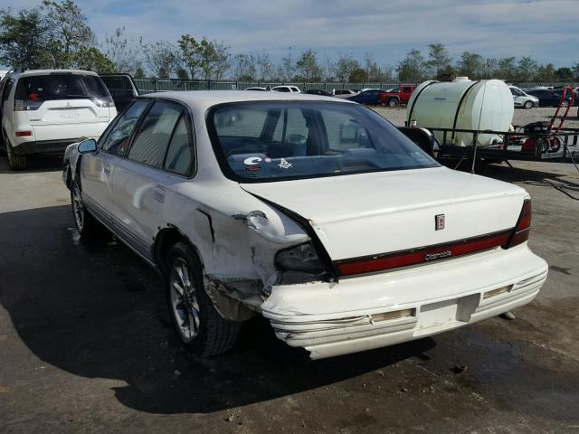 1G3HY53L2NH328494 - 1992 OLDSMOBILE 88 ROYALE WHITE photo 3