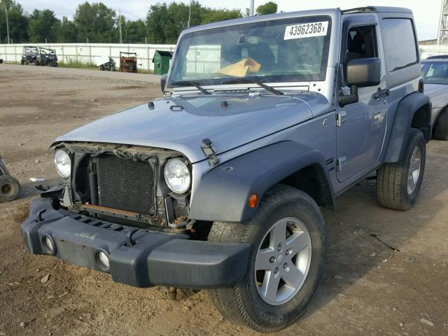 1C4AJWAG1EL265192 - 2014 JEEP WRANGLER S SILVER photo 2