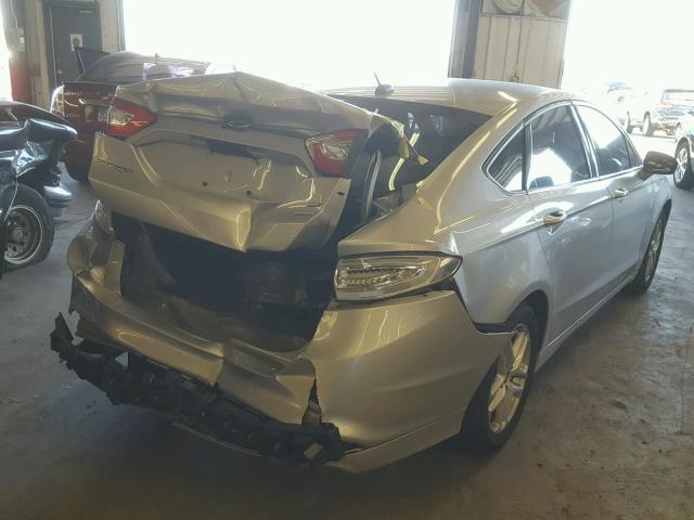 3FA6P0HD4FR207731 - 2015 FORD FUSION SE SILVER photo 4