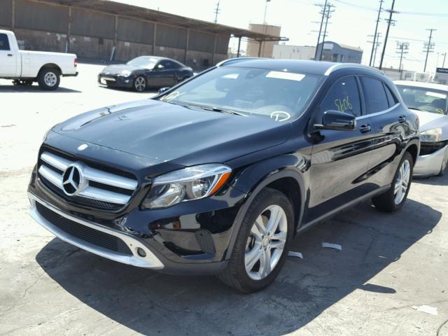 WDCTG4EB3HJ350958 - 2017 MERCEDES-BENZ GLA 250 BLACK photo 2