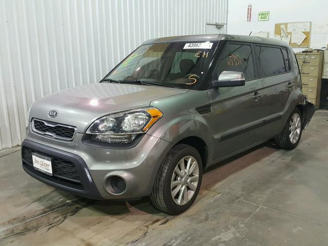 KNDJT2A66C7375249 - 2012 KIA SOUL + GRAY photo 2