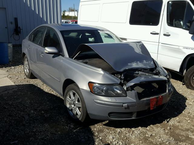 YV1MS382462215231 - 2006 VOLVO S40 GRAY photo 1